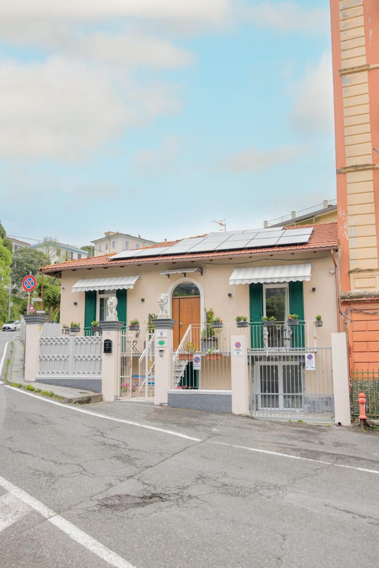 La Maison Du Lion La Spezia Luaran gambar
